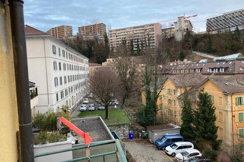 Joli 2 Pieces Dernier Etage, Lausanne Centre Buitenkant foto